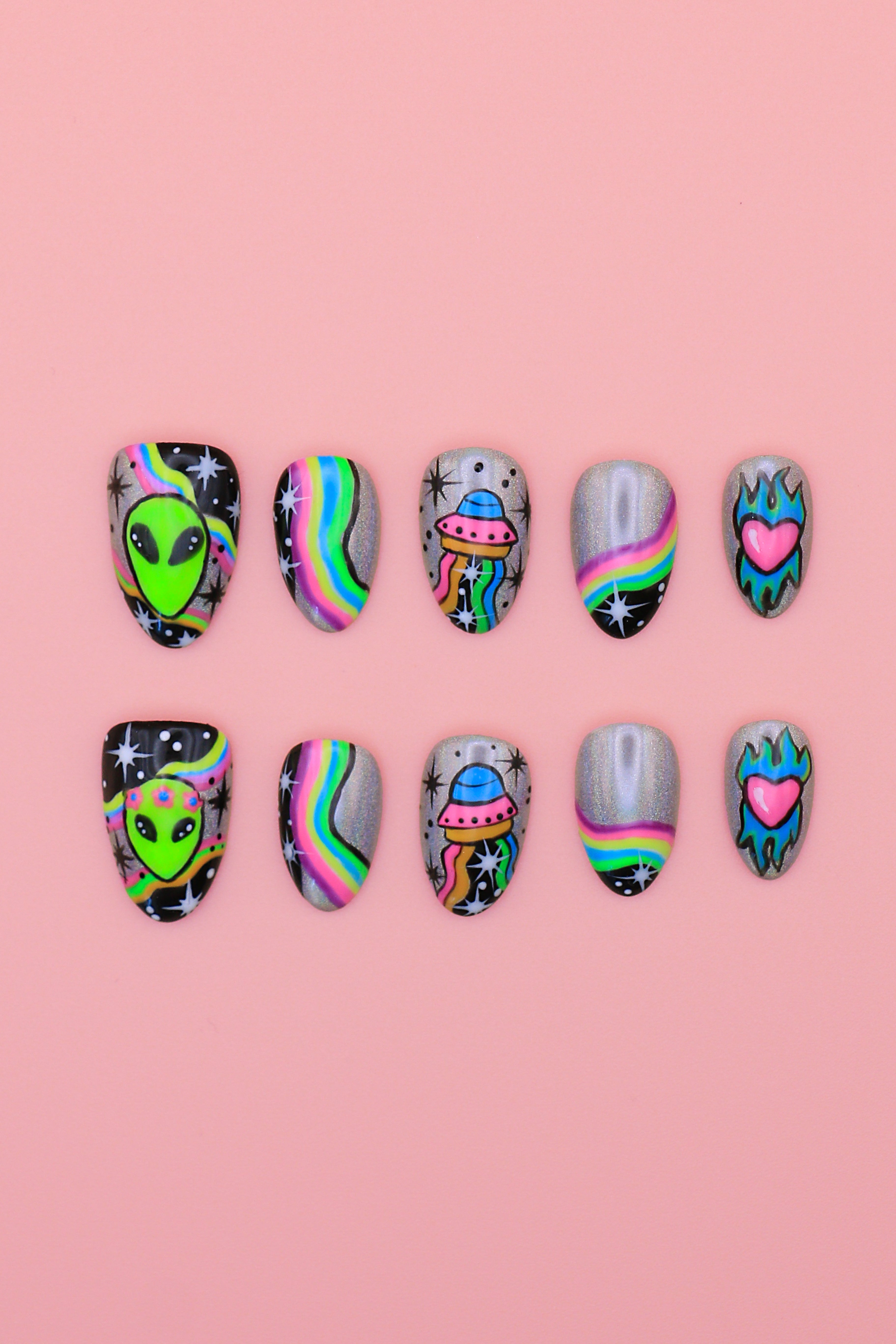 Neon House 🛸